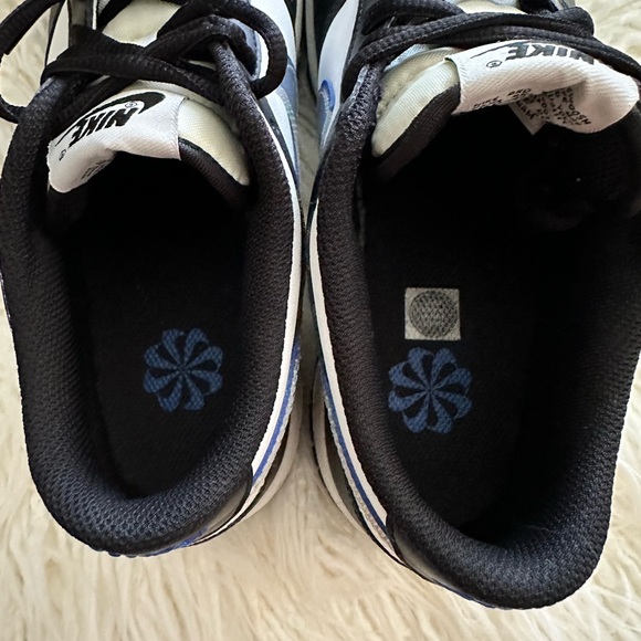 🖤🤍💙 NIKE - Nike Dunks Low - Picture 6 of 8